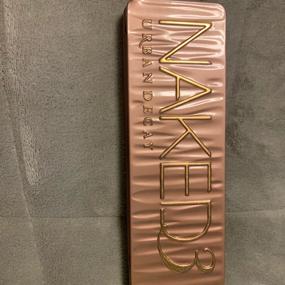 Naked 3 palette